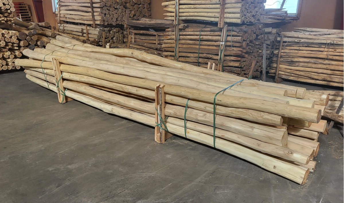 Runde pudsede stolper - Sallingbo Aps