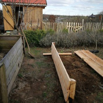 3. grav den ene side ned og vat den ud. skrue en ende p, og grav den anden side ned s den passer med hjrnet, grav den anden side ned og vat den. ud, skrue enderne p.