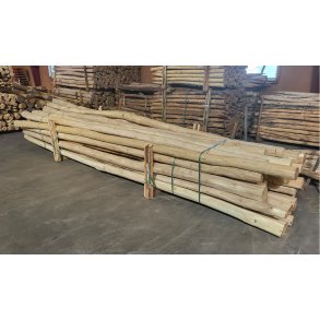 Robinie Stolpe � 15/17 cm x 500 cm afbarket og pudset uden spids