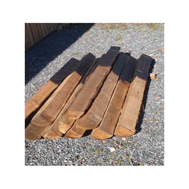 2 stk L�rkestolper til midt bed 