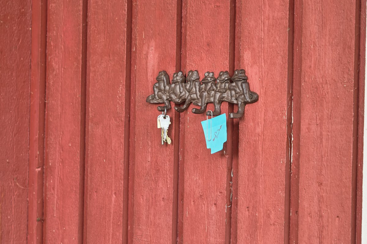 Knagerække m. frøer - Metalfigurer - Sallingbo Aps